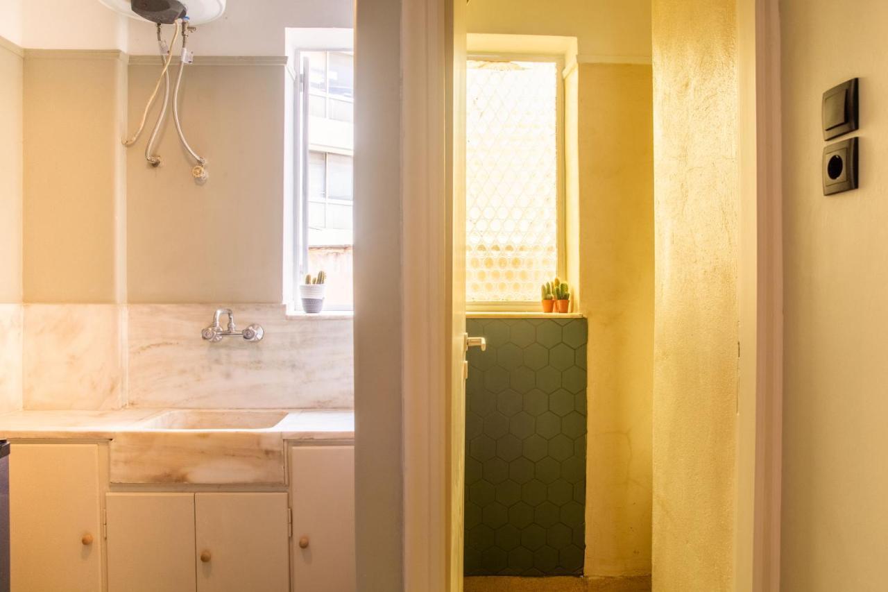 Mosaics Central Studio Apartm With Acropolis View Атина Екстериор снимка
