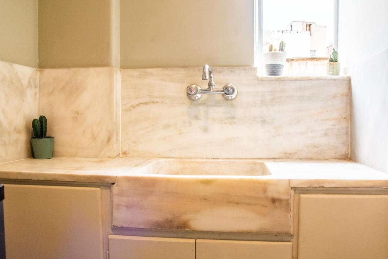 Mosaics Central Studio Apartm With Acropolis View Атина Екстериор снимка